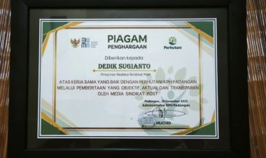 Perkuat Sinergi Media, Perhutani Padangan Berikan Penghargaan kepada Pimred Sindikat Post