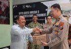Polda Jatim Gelar Bakti Sosial Natal 2025, Salurkan Bantuan ke Masyarakat